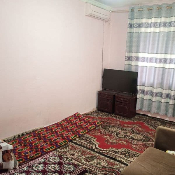 Arenda Chilonzor 21 KAROMAT KAFE <br />
1dom <br />
2/3xona 