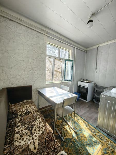 Сдам в аренду квартиру Спутник 8<br />
Деревянный дом <br />