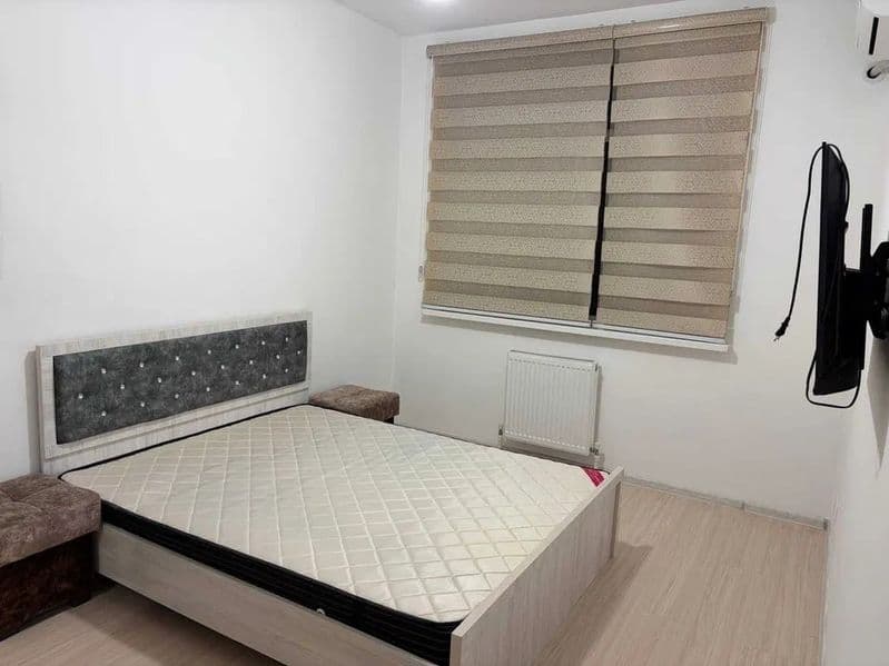 Сдаётся шикарная 1-комнатная квартира <br />
<br />
 Район: 