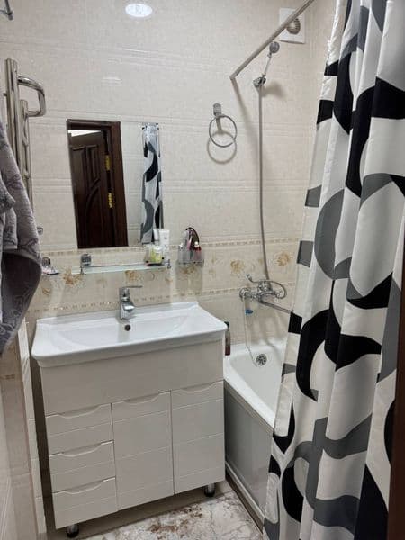 Yunusobod 18 kvartl <br />
Qizlaga 100 $<br />
<br />
93 448 — фото 3