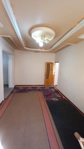 IJaraGa OiLaGa 1x 2 xona qilingan <br />
1 etaj 300ye <br />