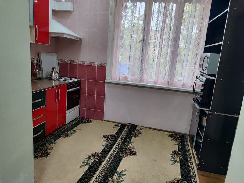 Qarasu 6 3/3/5 honlik uymi ijaraga beraman oylaga uzoq mudat