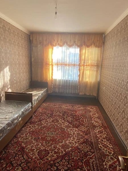 Срочно аренда квартира Юнусобод 13квартл 2ком 3етаж с обстан