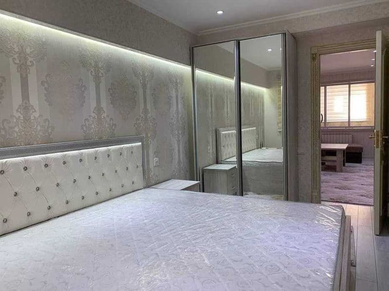 [2ЮА: 005]<br />
<br />
2 комнаты • 70 м² • 3/4этаж<br />
<b — фото 3