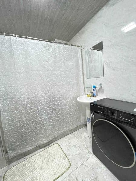 Yakkasaroy tumanida, Oybek metrosi yonida 2 xonali shinam va — фото 4