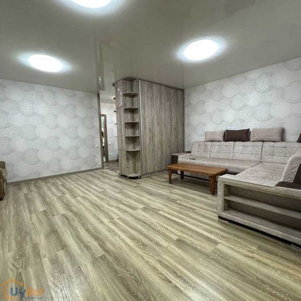 Сдаётся квартира возле Гостиница Россия<br />
Ориентир - Точ