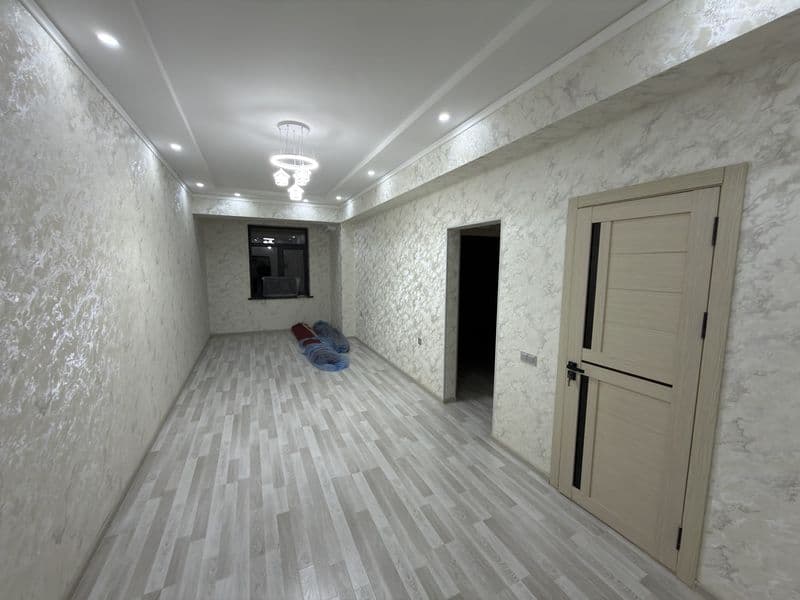 Қорасу-6 базарчик! Қорасу-6 бозорча олдида!