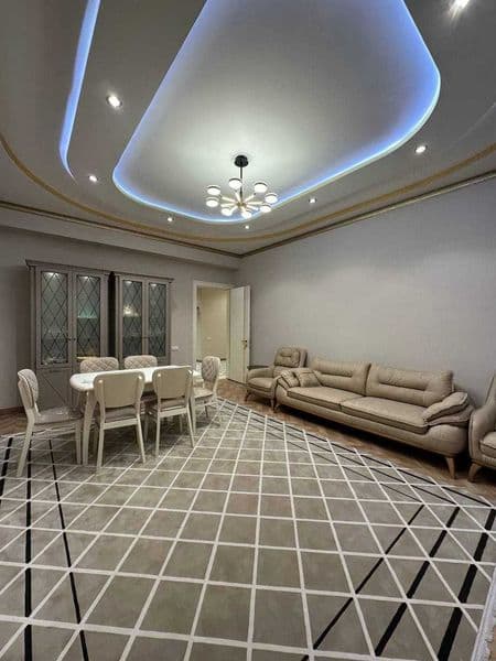 Сдаётся квартира на Чиланзаре 2/4/9 ор-р: Фархадский рынок!<