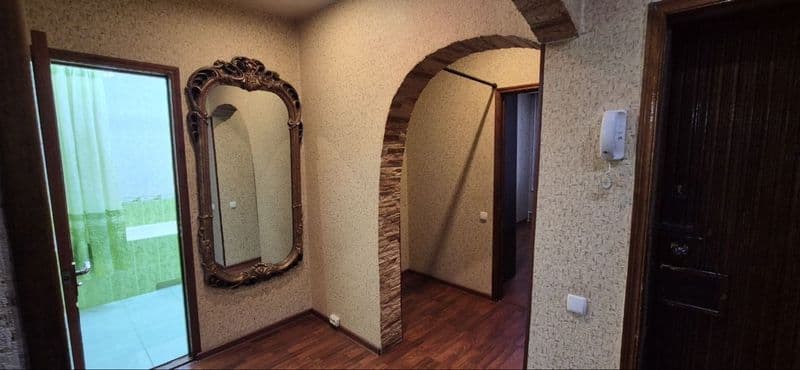 Сдам 3-комнатную квартиру в Карасу-4, 8 этаж.<br />
В кварти