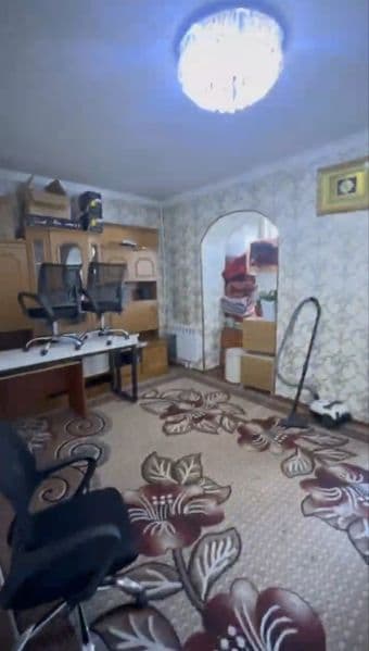 ID 2166<br />
<br />
Сдается упакованная квартира. Рядом ест