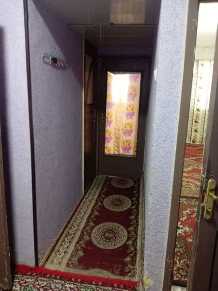 Kelishilgani 300$ <br />
Oila, student, farqi yoq.