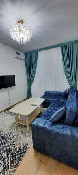 Сдается квартира для семейных<br />
<br />
• Район: Алмазар<