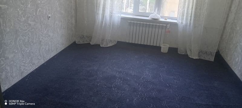 1 xonali uy kivartiraga studentlaga qizlar yoki Bollaga bez 