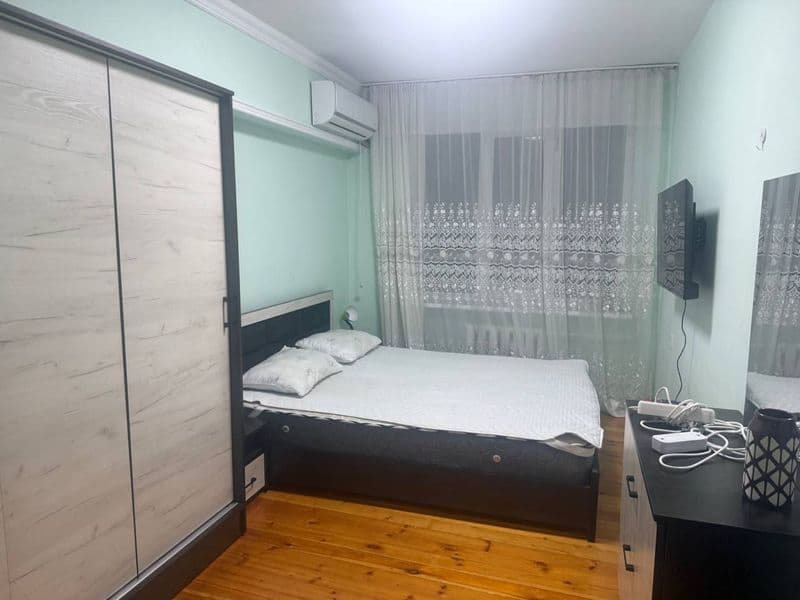 Бодомзор метро<br />
2 хонали уй<br />
Хамма шароити бор<br 