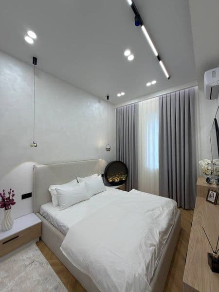 Срочно аренда квартира <br />
Шикарная ремонт никто не жил <