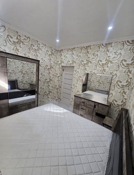 Яшнабадский 4/1/2 коттедж<br />
<br />
В квартире имеется <b