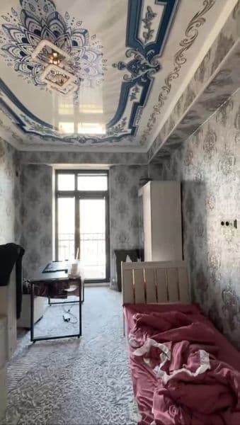 Сдается 4х комнатная с евро ремонтом для двух парней. В кажд