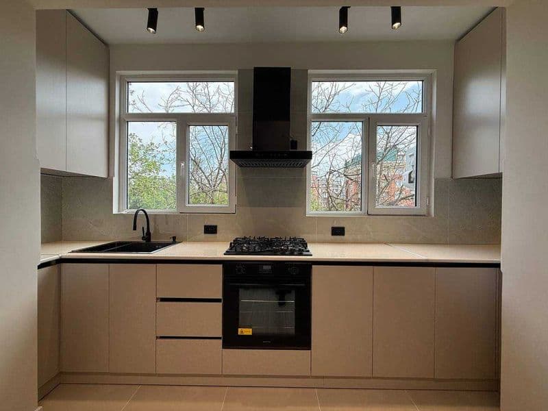 Информация о квартиры:<br />
• Тип: Аренда, Жилой<br />
• Ко — фото 5