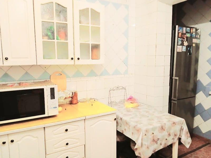 Yaxshi ozada qizlarni kvartiga qoyamiz student qizlarni 1 mi — фото 4