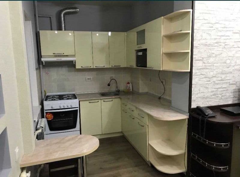 Сдаётся срочно квартира, рядом с аския базар. В квартире ест — фото 3