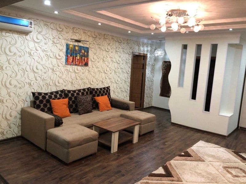 Сдается на ДАРХАНЕ своя 4 комнатная квартира с евроремонтом 