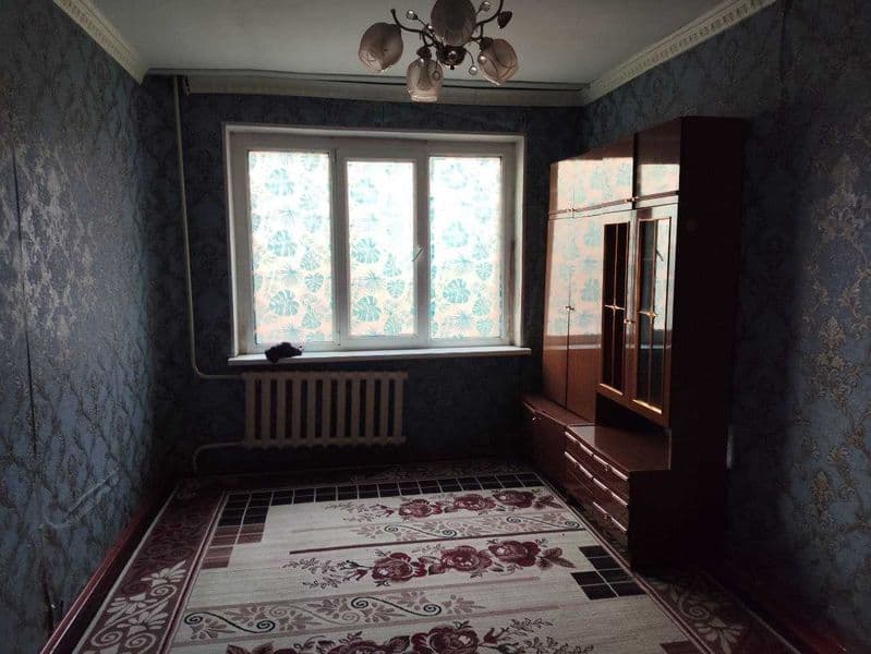 Сдается 1 комнатная квартира в аренду<br />
99-899-5547<br /