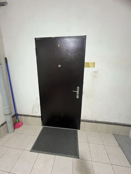 3 хонали квартира. Холати евро ремонт. Хамма шароитлари бор.