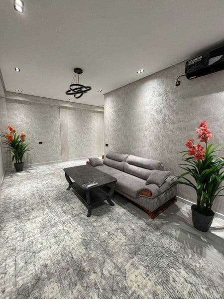 Сдаётся шикарная 3-комнатная квартира в Новостройка<br />
<b — фото 3