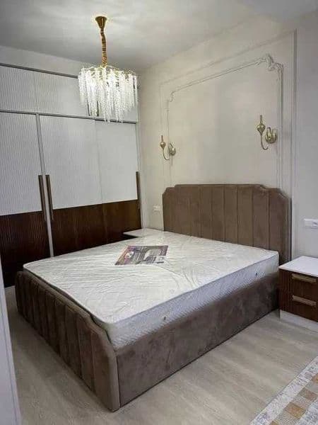 Район: Yunusabod <br />
Адрес: Bodomzor<br />
<br />
Комнат: