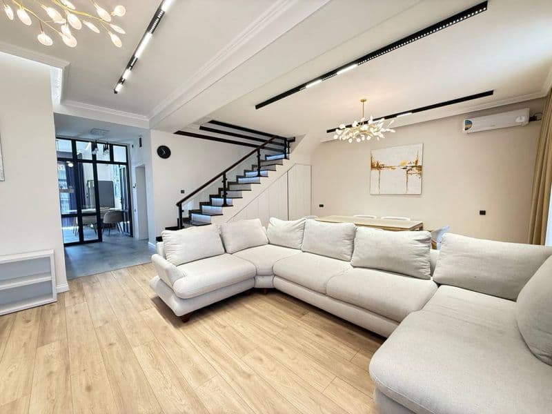 Яккасарайский район <br />
Жк Felicita<br />
Двухъярусная кв