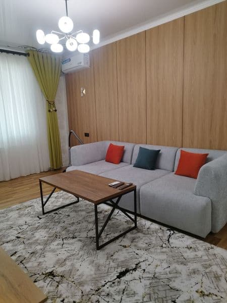 Сдаётся 1 комнатная, с Евро ремонтом с мебелью и техникой вс