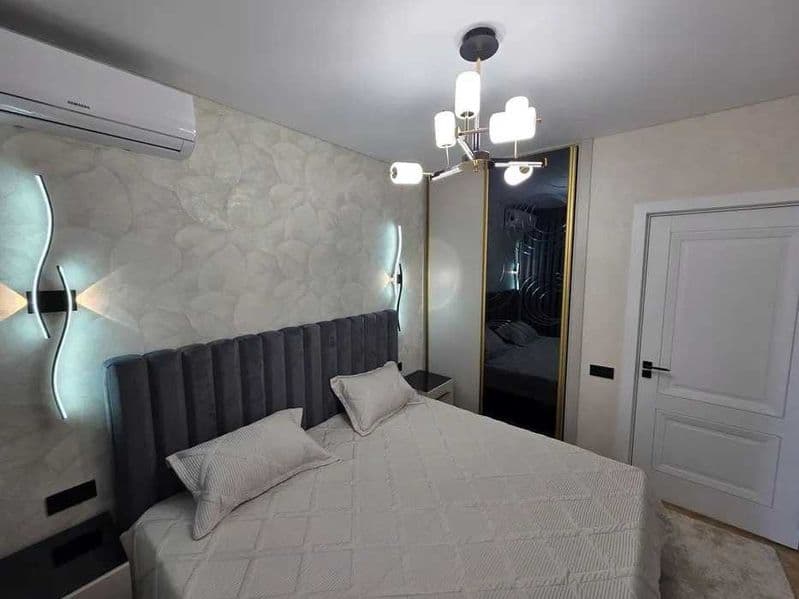 Сдаётся квартира на <br />
Ориентир -Дружба метро<br />
Горо