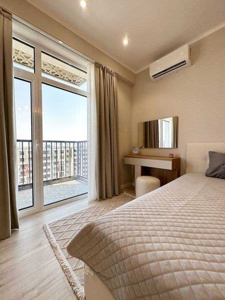 Элитный апартамент:<br />
Район: Мирзо Улугбекисий<br />
Кол — фото 4