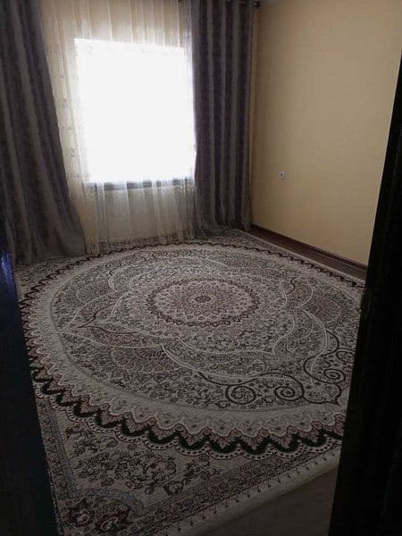 Kvartira qizlar uchun Sheriklikka bezxazayka o'qiydigan