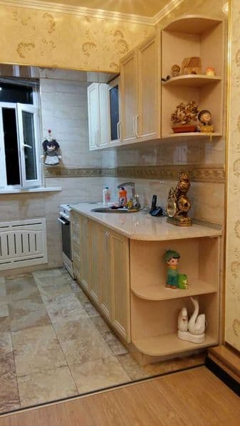 Сдается своя однокомнатная квартира на ц 5- Алайский.<br />
