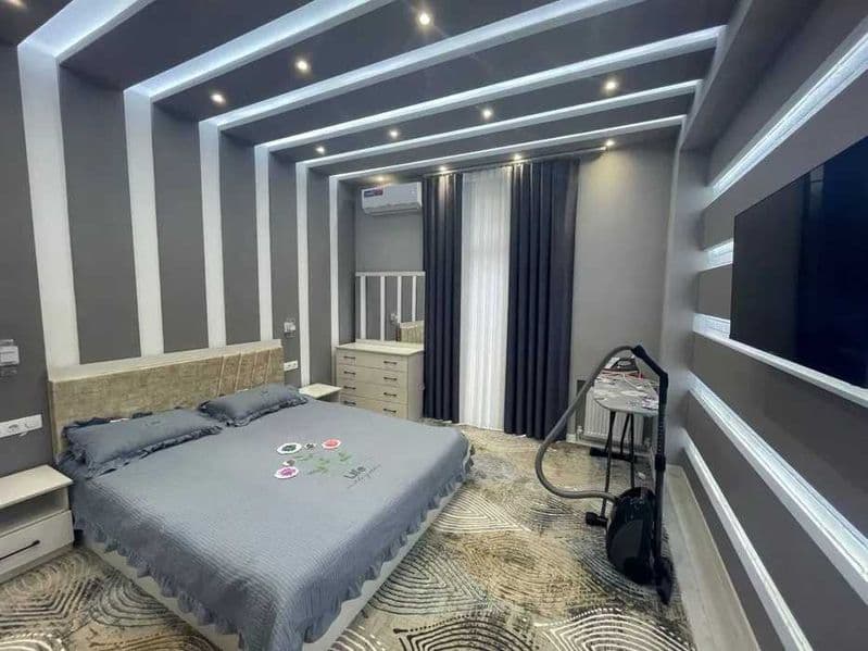 Район: Алмазар <br />
Адрес: метро Беруни<br />
<br />
• Ком