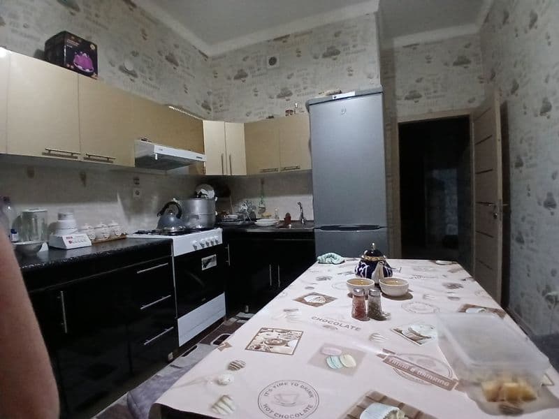 Uqiydigan yoki ishlaydigan qizlarni ijaraga quyamiz.Yangi qu — фото 5