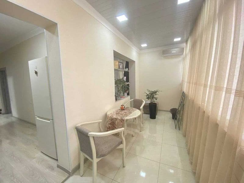 дам Квартиру:<br />
Город - Ташкент<br />
Район - Шайхантаху — фото 3