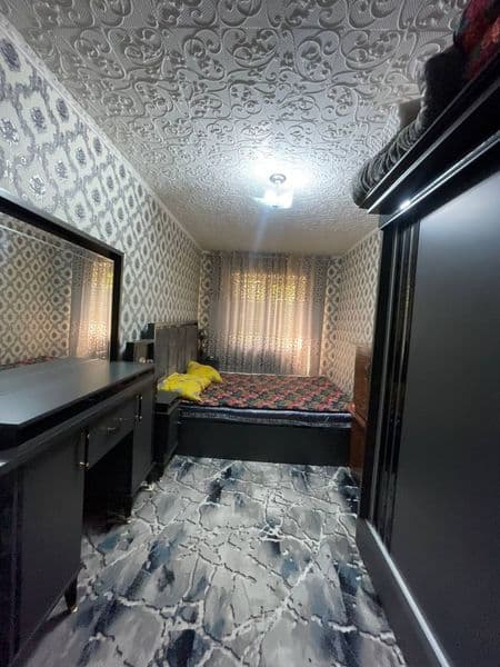 Novza metro yaqnida arenda bezmakler 1 xonali <br />
200$<br