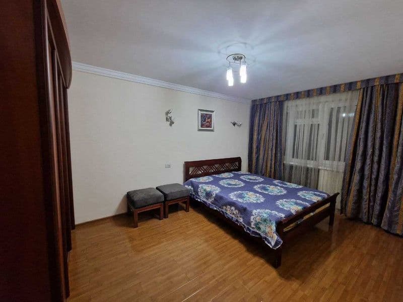 Своя 3 комнаяная квартира очень уютная, светлая с евроремонт