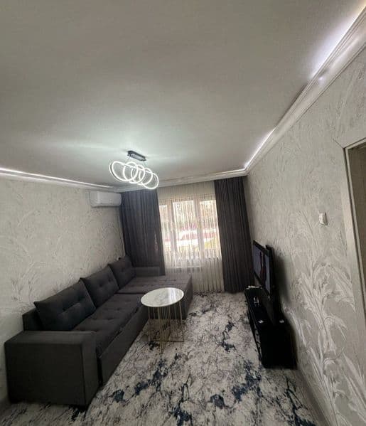 Yunusobod metroda 1 xonali kv oilaga yoki qizlarga ijaraga b