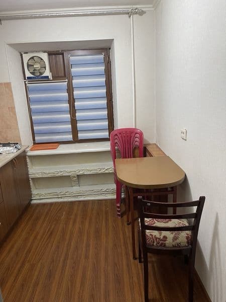 Maksim Gorkiy metro oldida boz bozor yaqinida 1 xonali uy sh — фото 3