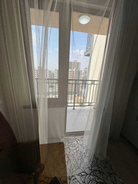 Сдаётся шикарная 2-комнатная квартира в Новостройка<br />
<b — фото 5