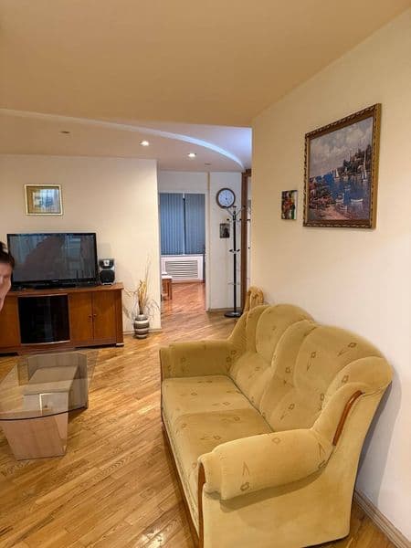 Квартира удобно перепланирована, выдержана в приятной цветов — фото 3