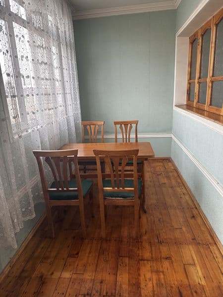 2/3/4 . Чистая квартира , теплая , обставленная . Рядом метр