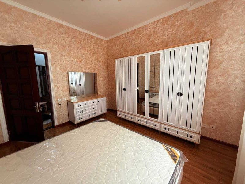 Сдаётся 2-комнатная квартира на 1-м этаже в центре города, р — фото 5