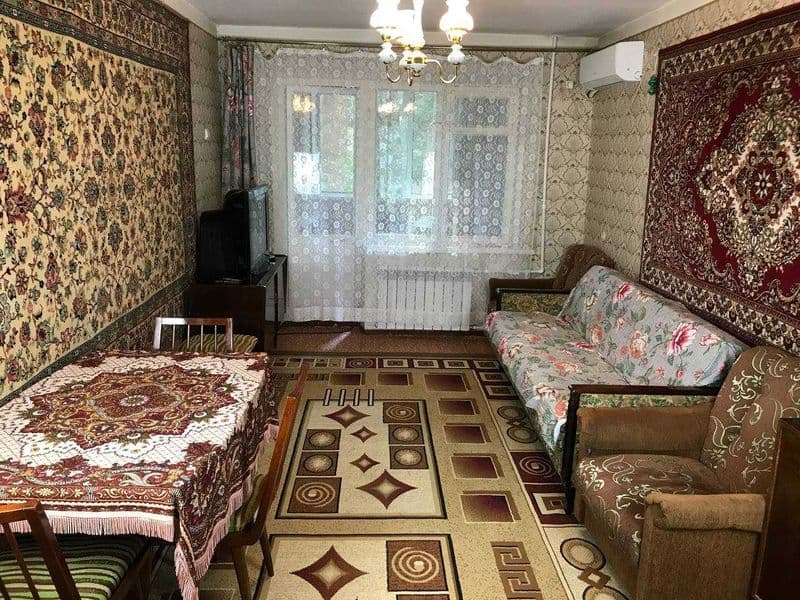 Сдаётся уютная квартира с мебелью и техникой.<br />
<br />
• — фото 2
