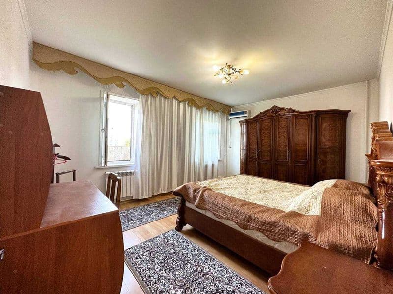 4 комнатная квартира 100 кв.м.<br />
Укомплектована мебелью  — фото 4