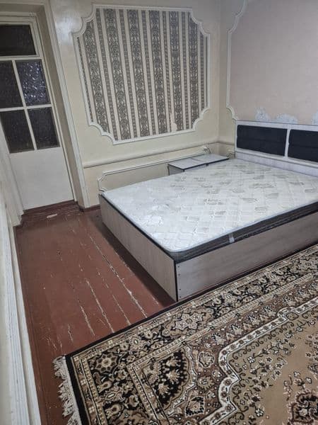 1 апрельская  2 хоналик квартирага 1 та угил бола керак, ква