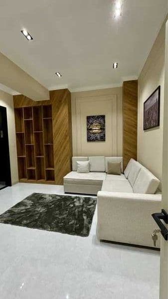 Район : Юнусабадский<br />
Адрес : 11 квартал<br />
<br />
— — фото 2